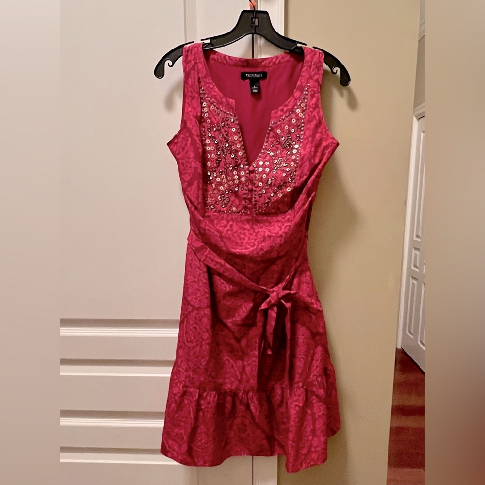 White | Black Fuchsia with beads, party dress. Size L